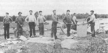 Kyrkskolan byggs 1904
